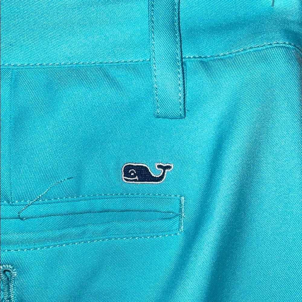 Vineyard Vines Flat Front‎ Blue Shorts for a Stylish Summer